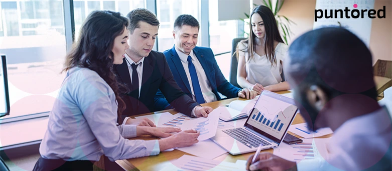 Reunión estratégica sobre pagos digitales y estadísticas clave